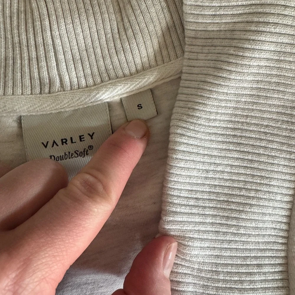 Varley Set (xxs/s) in Ivory - Picture 4 of 7